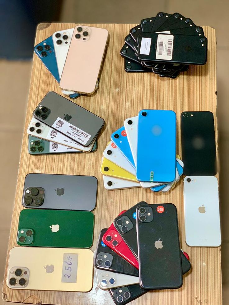 Iphone 12 simple 64 Go