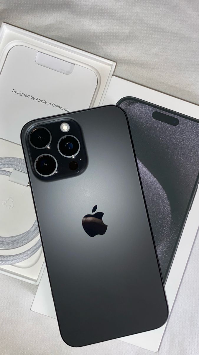 Iphone 15 pro max 256 E-sim
